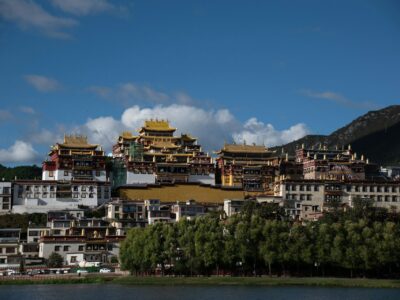 GROUP TOUR · 7-day 6-night · Lijiang + Dali + Shangri-La